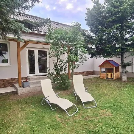 Eletvirag Rezidencia Es Vendeglak *