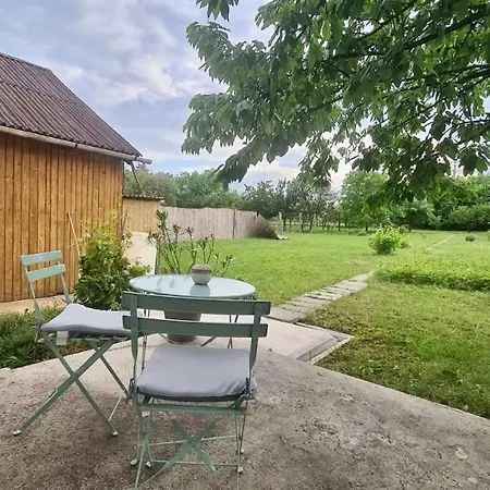 Eletvirag Rezidencia Es Vendeglak Apartament *