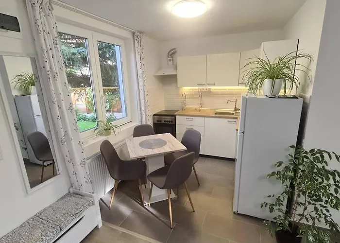 Eletvirag Rezidencia Es Vendeglak Apartament Egerszalók